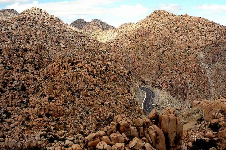 Julio Rodríguez inaugura exposición fotográfica-Arte en la industria Tijuana Innovadora